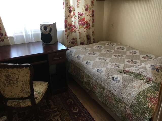 Проживание в семье Комнатка в центре Еревана Ереван-13